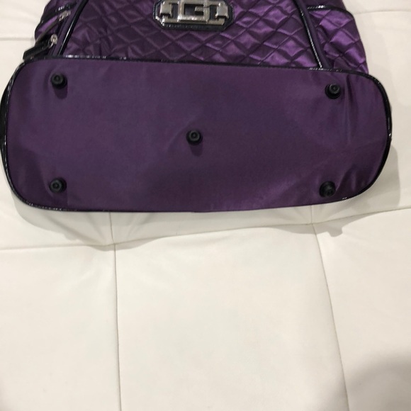 Gorgeous overnight bag or carry on - Picture 3 of 6